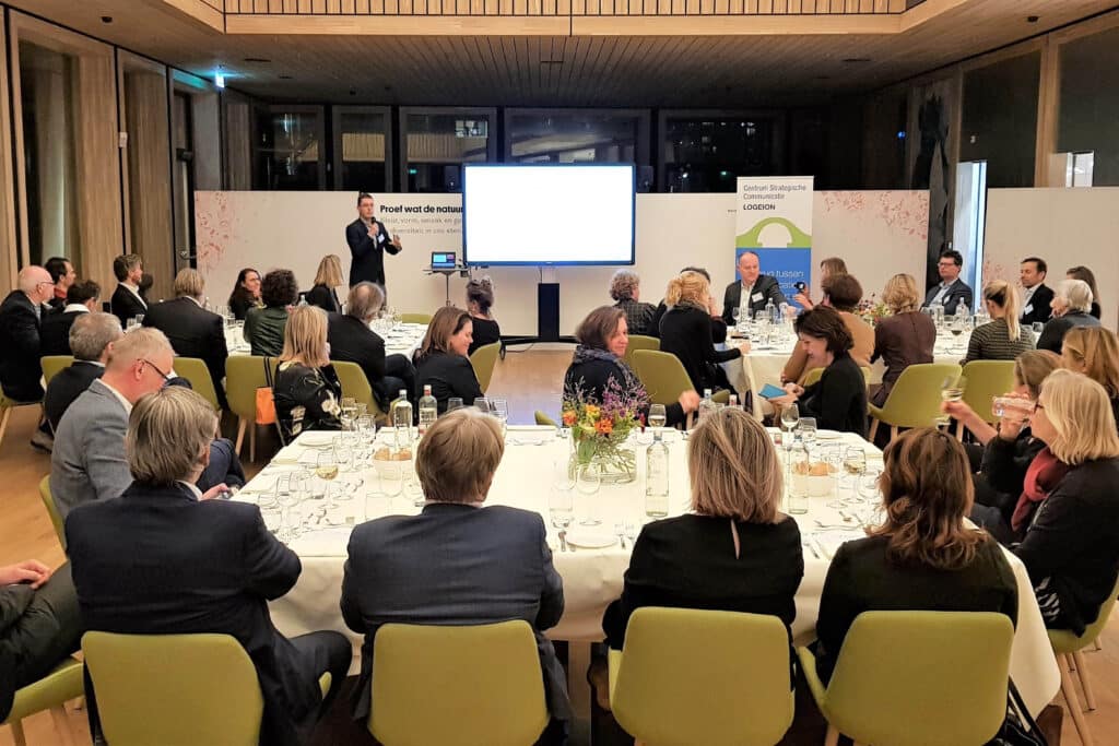 Initiatieven - Onder professoren